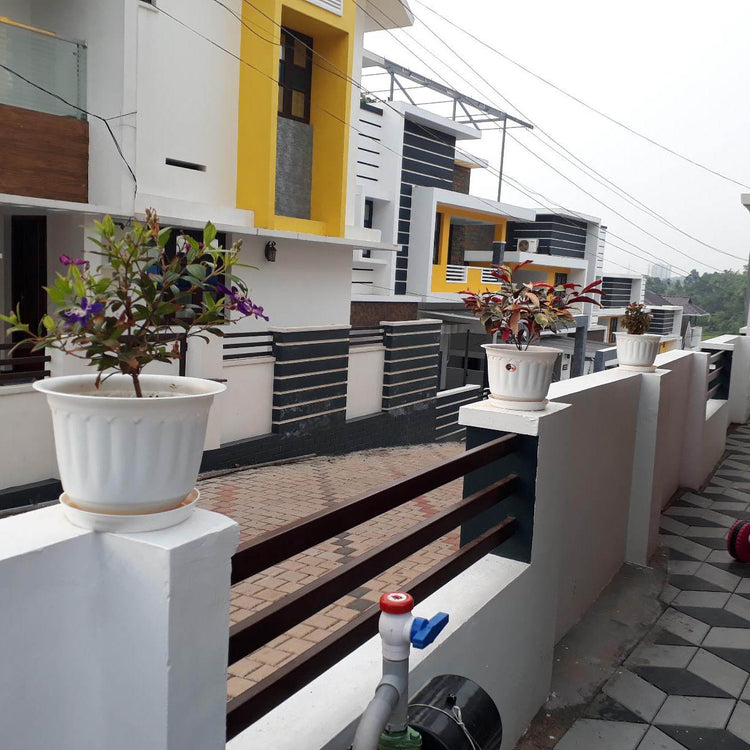 Jasmine Pot with Bottom Tray 10 "